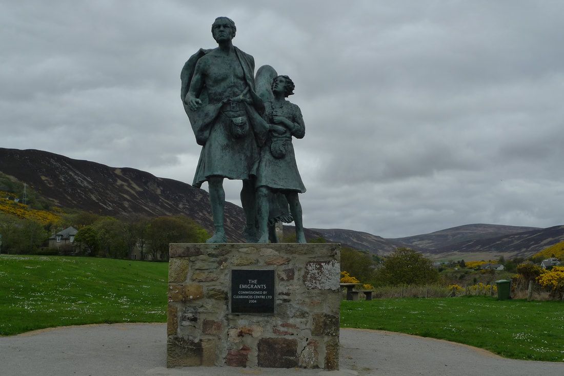 The Emigrants statue in Helmsdale