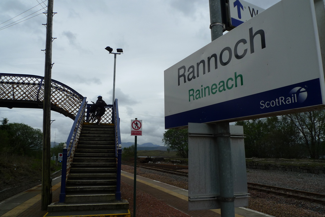 Rannoch train station footbridge