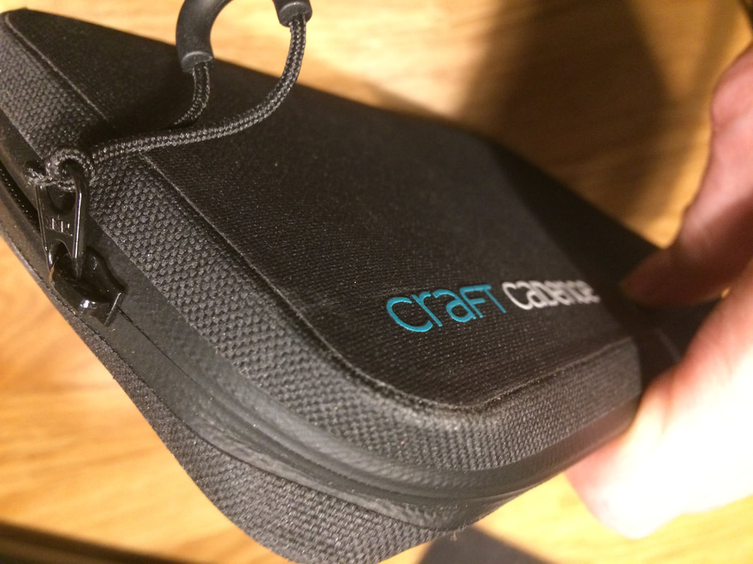 A close up of the zip and seam on the Craft Cadence essentials case