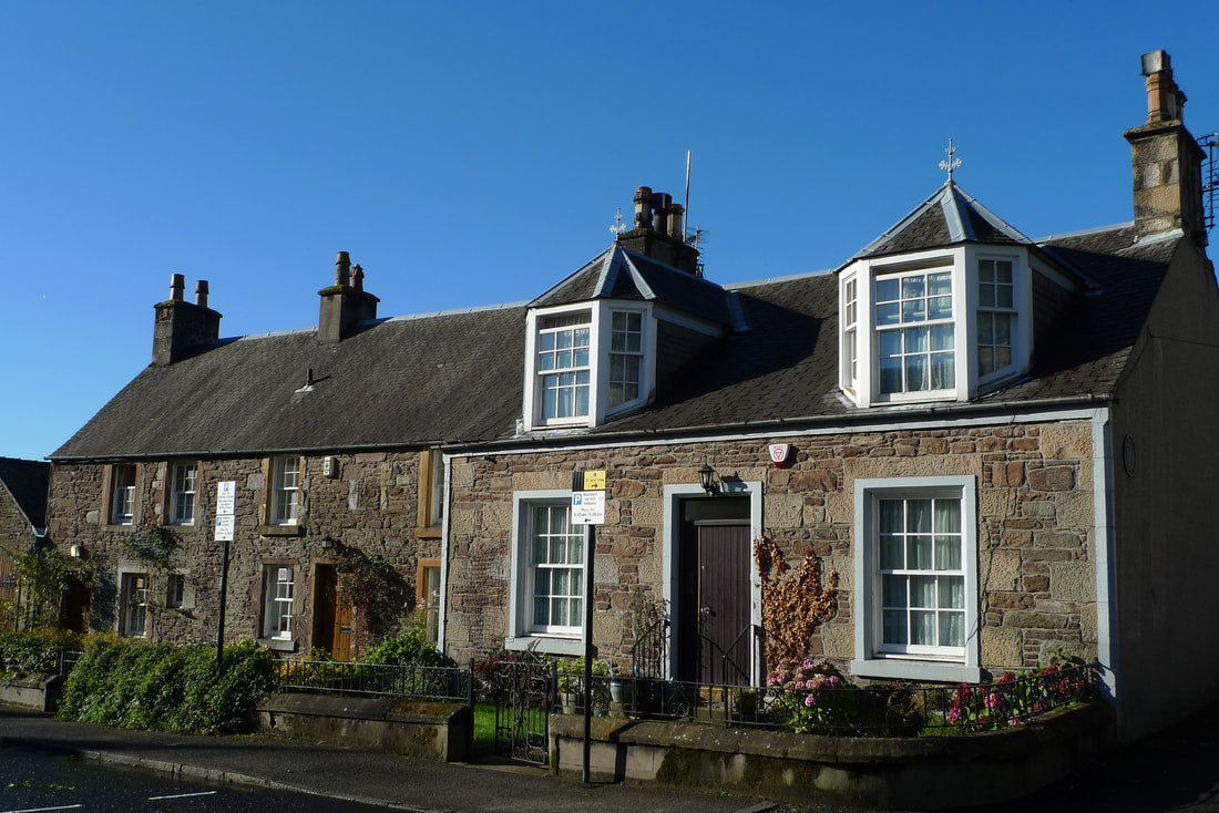 Cottages near Dunblane Cathedral