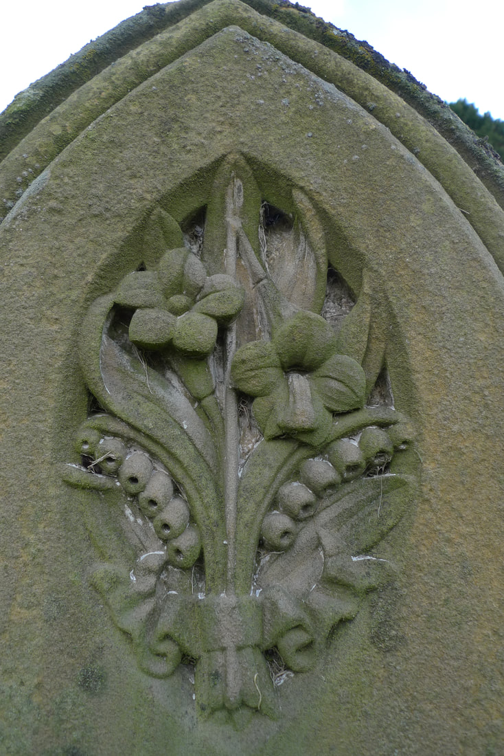 Close up of a headstone at Brachlich Gollanfield cemetery