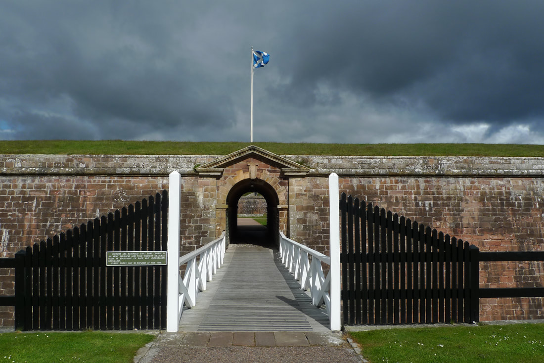 The entrance to Fort George