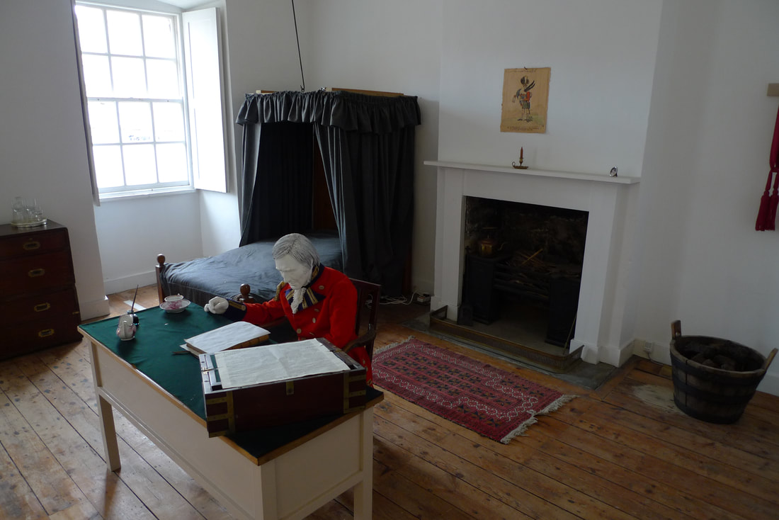 An officer's room at Fort George