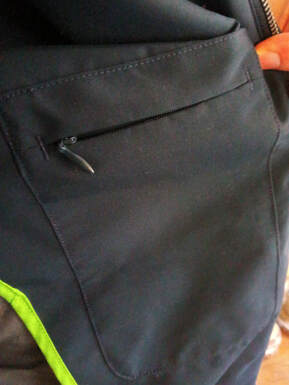 Inside pocket with zip on the Vulpine Regents Mac